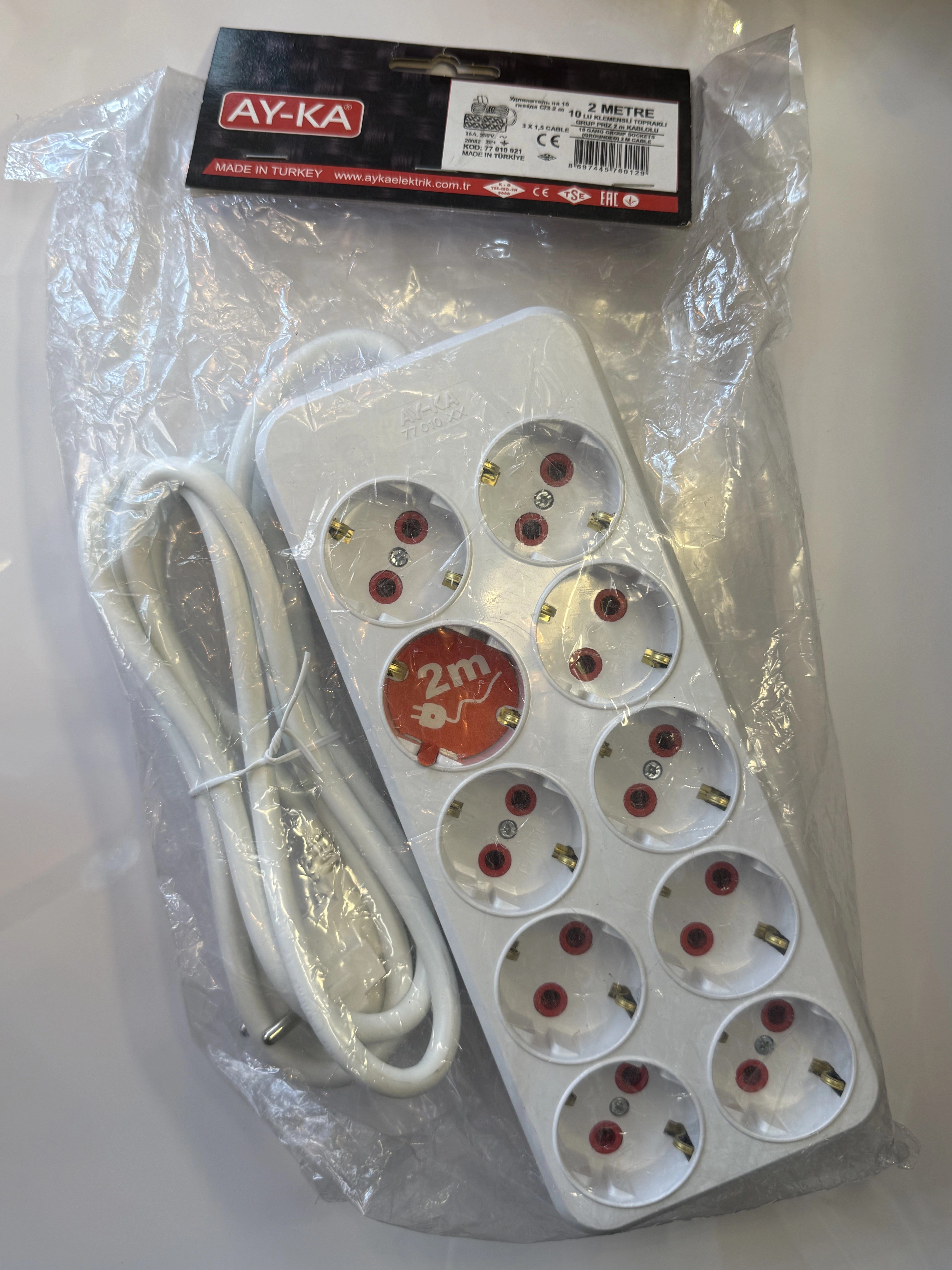 AYKA 10’lu Topraklı Grup Priz 2 Metre - (3X1,5mm2) 