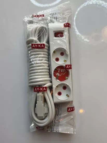 AYKA 3’lü Topraklı Ç.K Anahtarlı Grup Priz 7 Metre - ( 3x1 mm2)